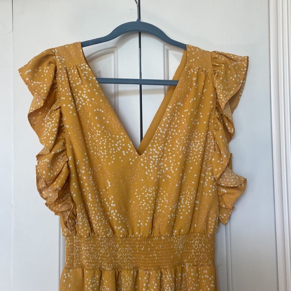 Adorable floor length dress with empress waist - Picture 3 of 8